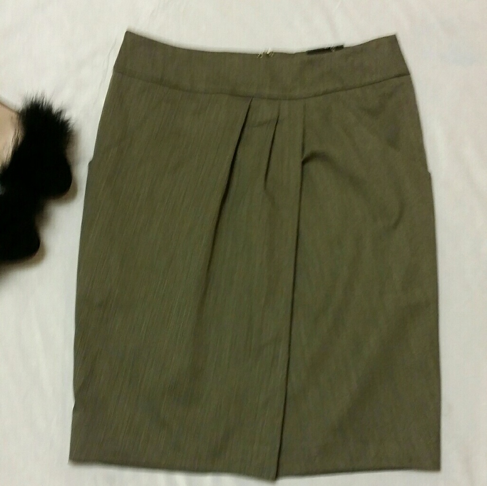 Flirtation Pleated Skirt